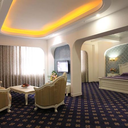 Zhuhai Rongfeng Hotel Exteriör bild