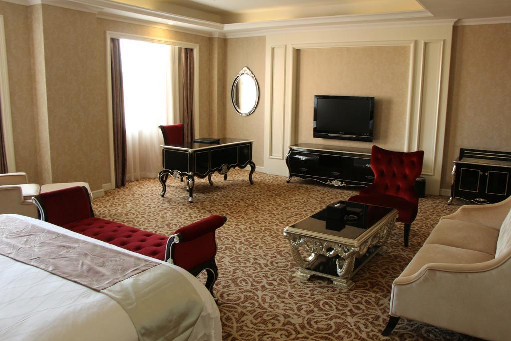 Zhuhai Rongfeng Hotel Exteriör bild