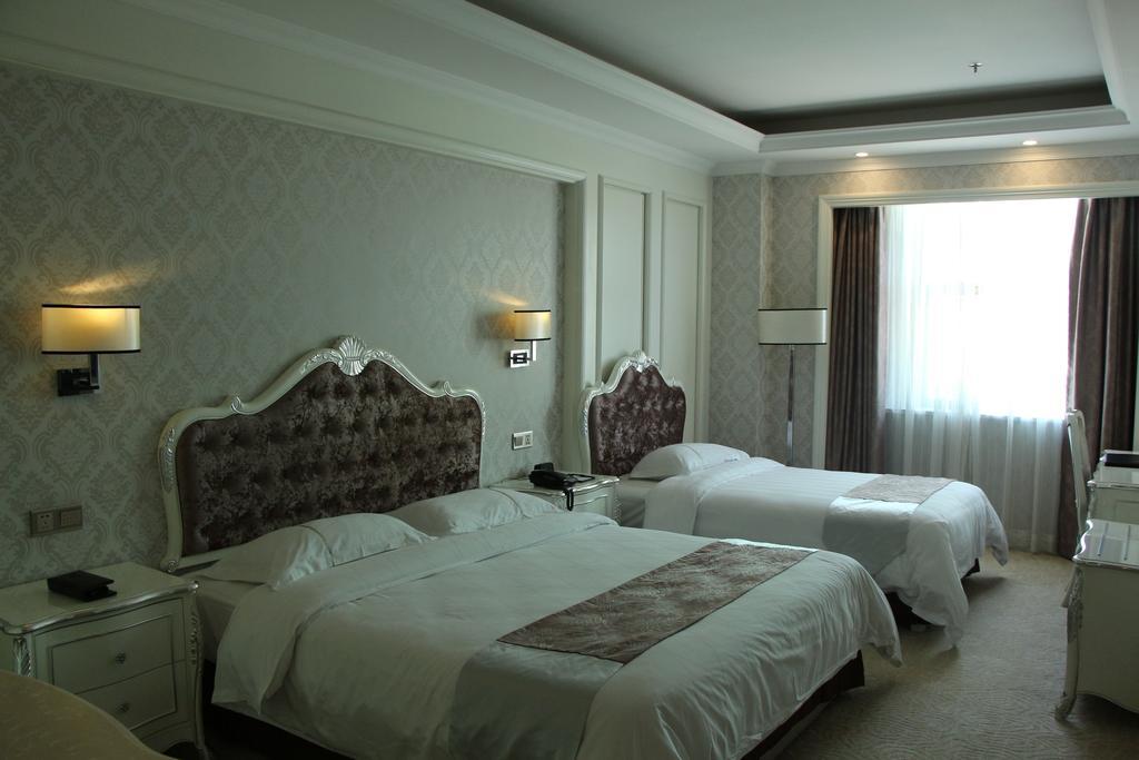 Zhuhai Rongfeng Hotel Rum bild